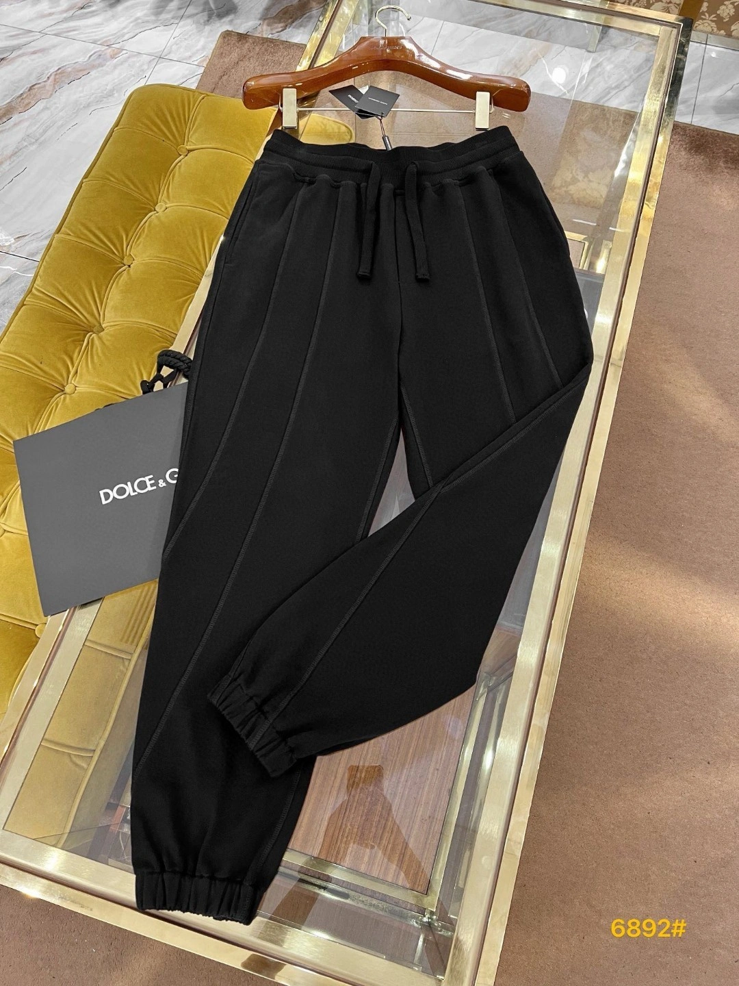 wg.luxury- 4o835& two piece item:D-F443K1215